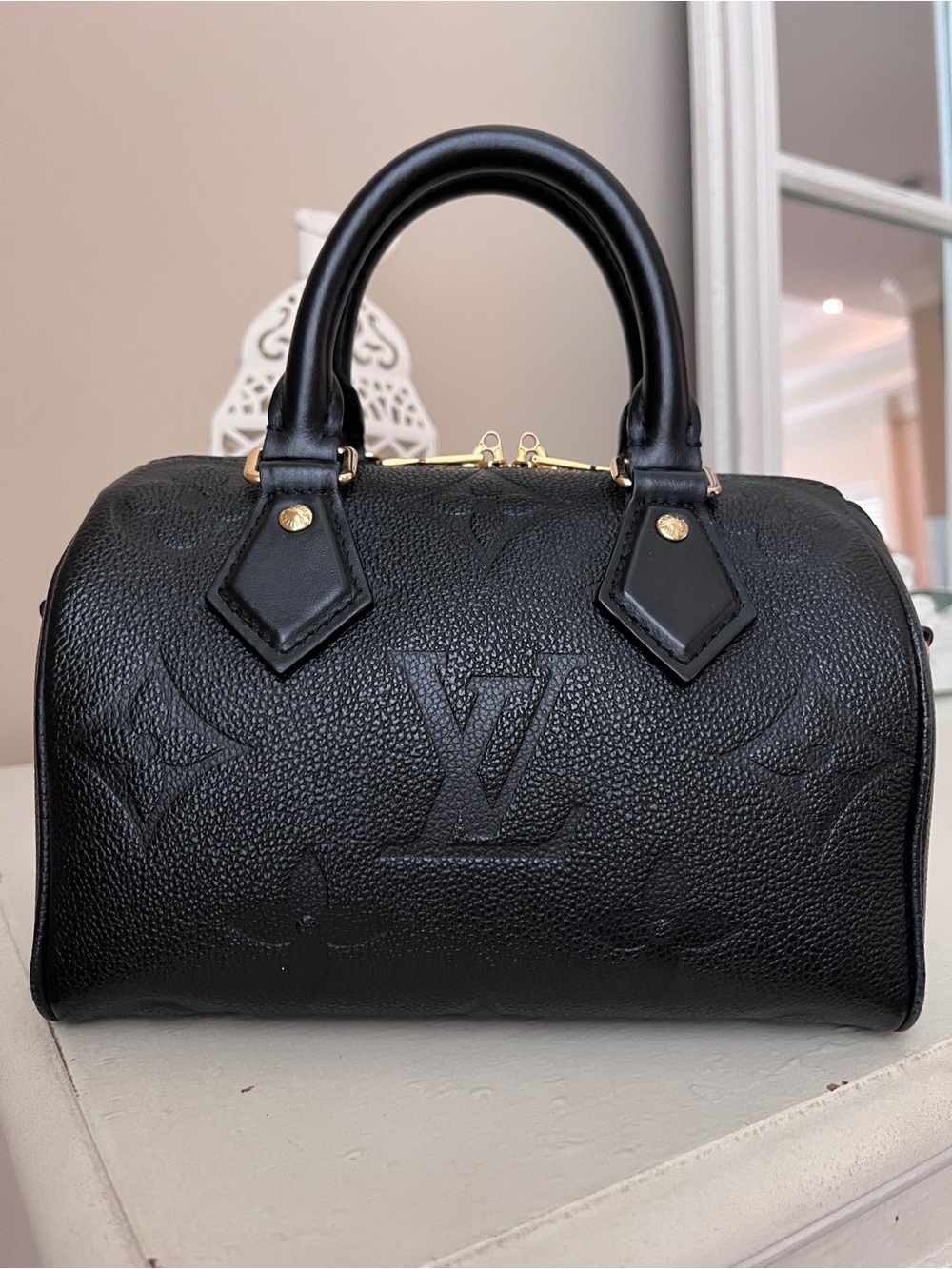 Louis Vuitton Speedy 20 Empreinte Black Embossed Monogram Top-Handle Satchel